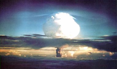 test ''Ivy Mike'', pierwsza na świecie eksplozja termojądrowa